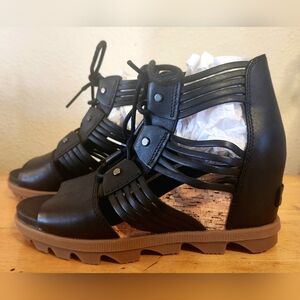 Sorel Joanie II Lace Up Black Leather Wedge Women's Size 7.5